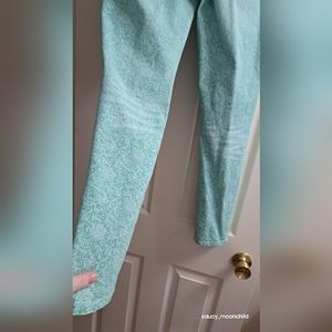 Bisou Bisou • Seafoam Green Pastel Spring Floral Printed Skinny Jeans Womens 10